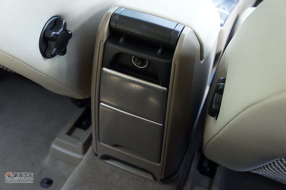 2012ֶXC90