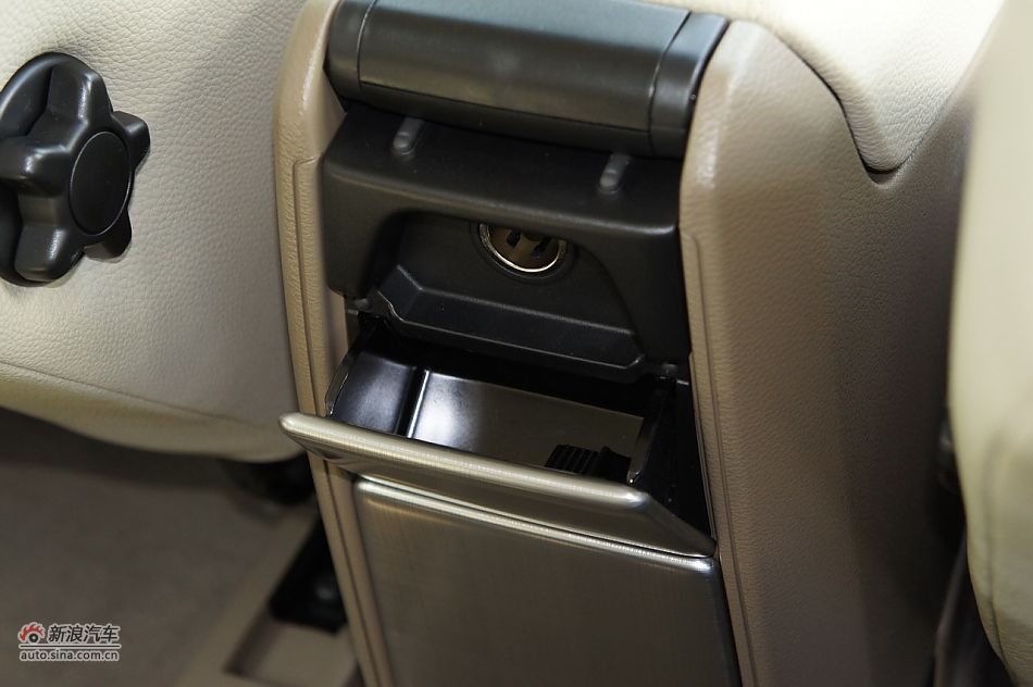 2012ֶXC90