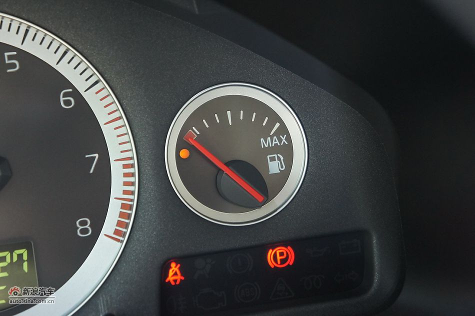 2012ֶXC90
