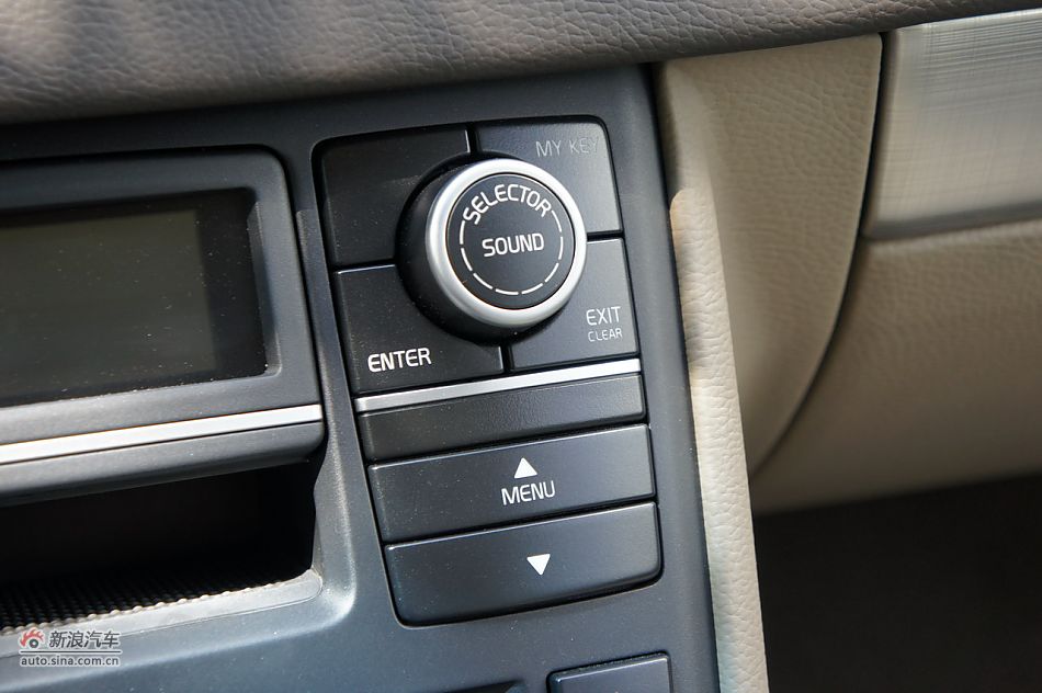 2012ֶXC90