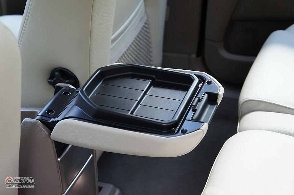 2012ֶXC90