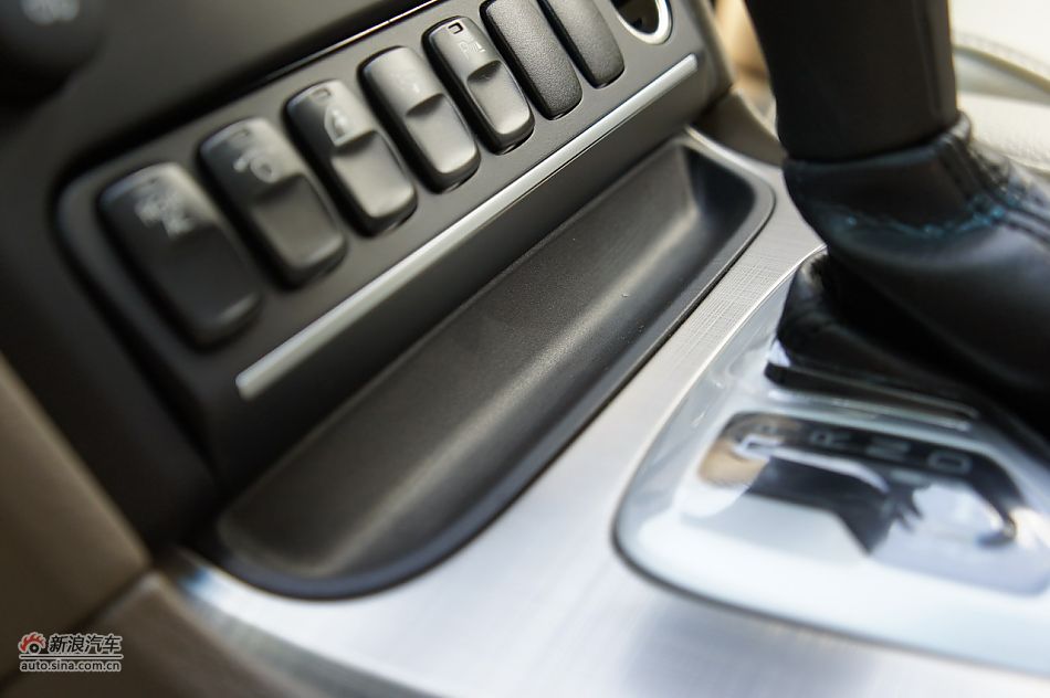 2012ֶXC90