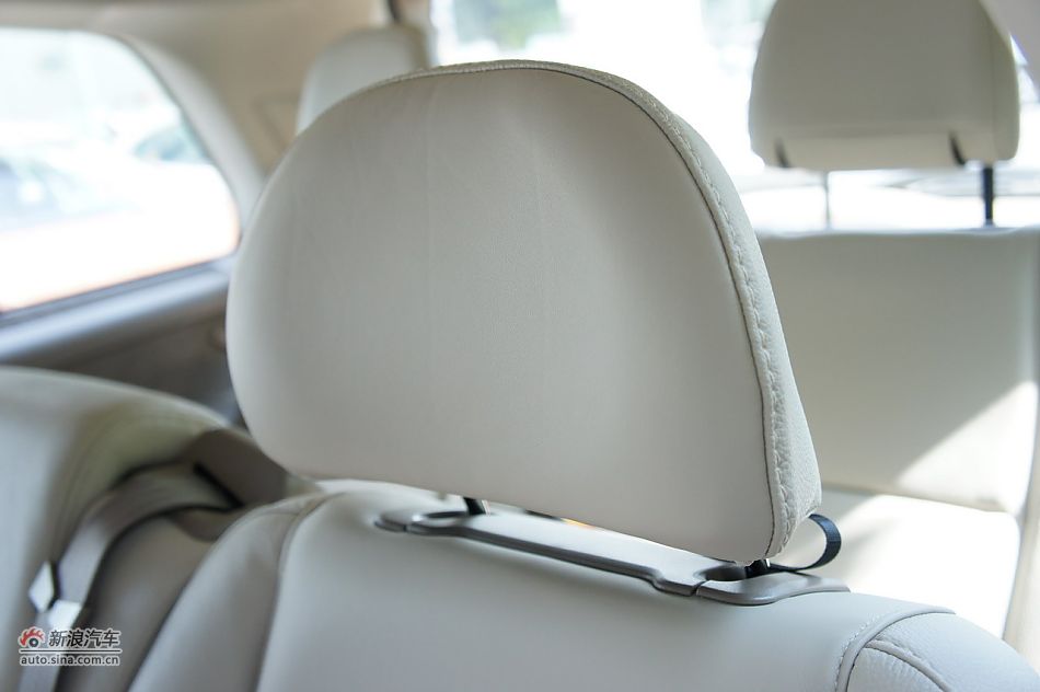 2012ֶXC90