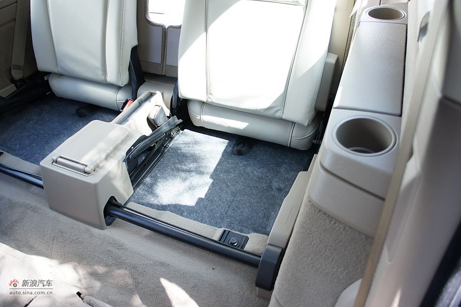 2012ֶXC90