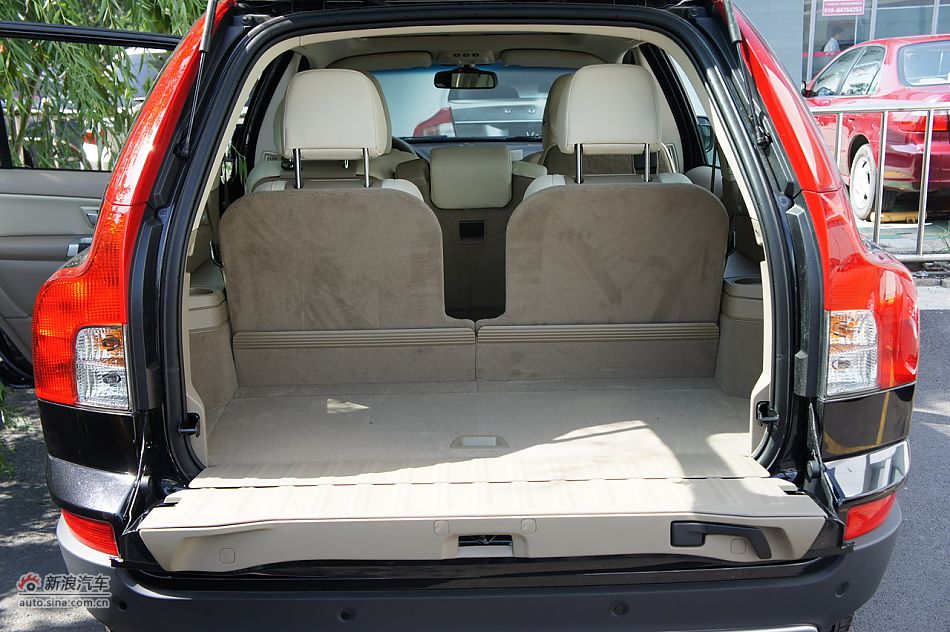 2012ֶXC90