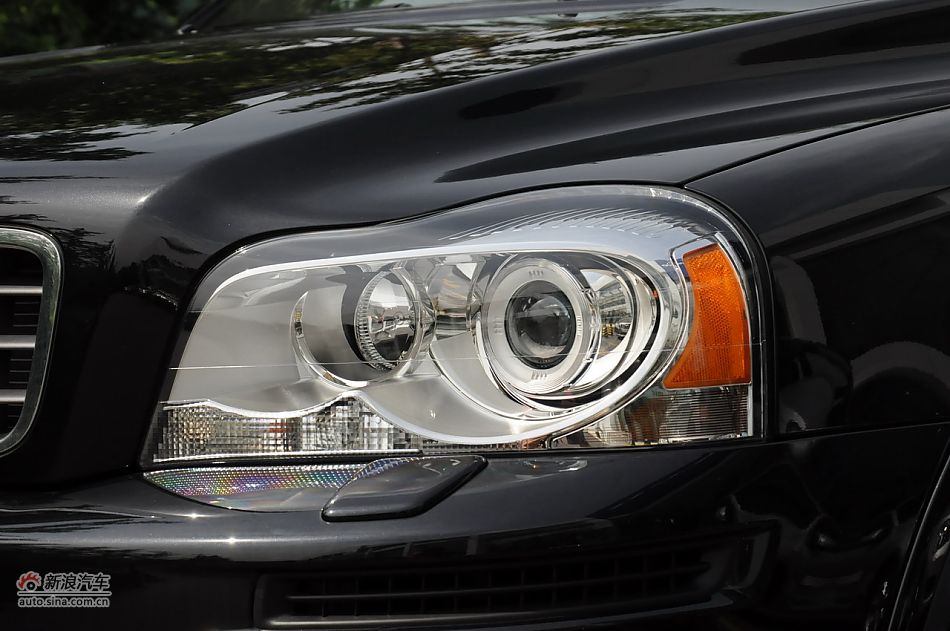 2012ֶXC90