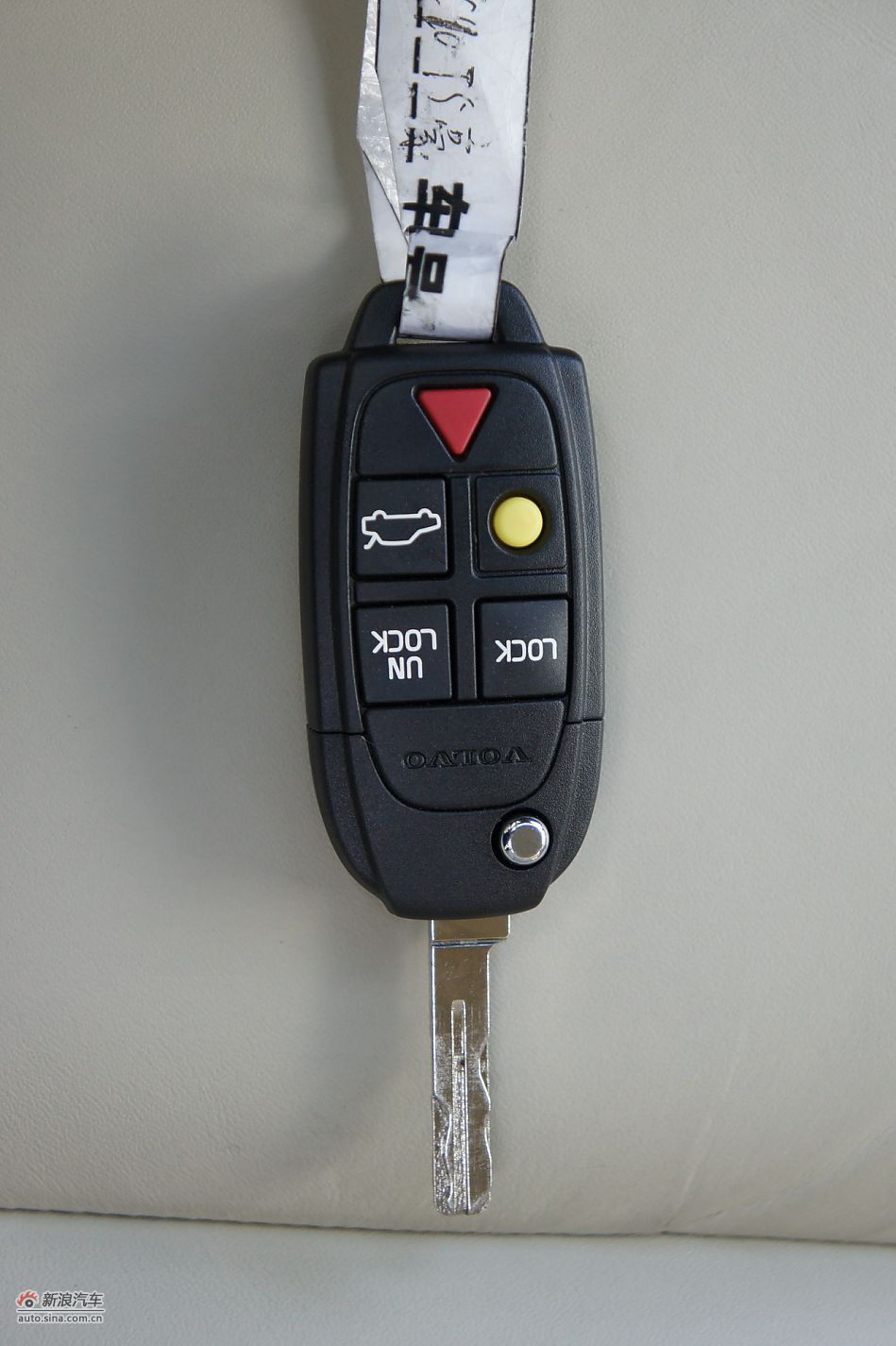 2012ֶXC90