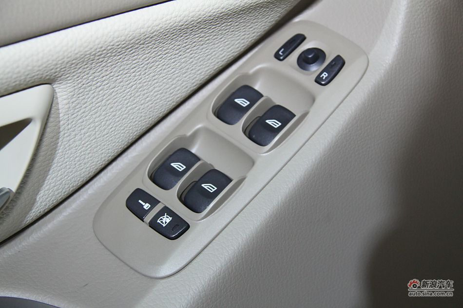 ֶXC90