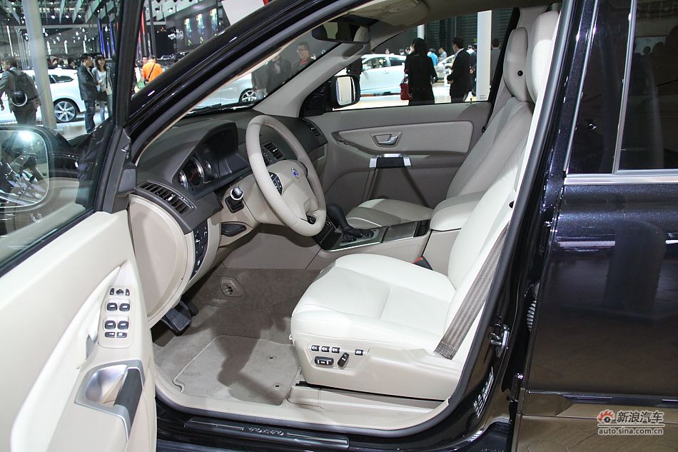 ֶXC90