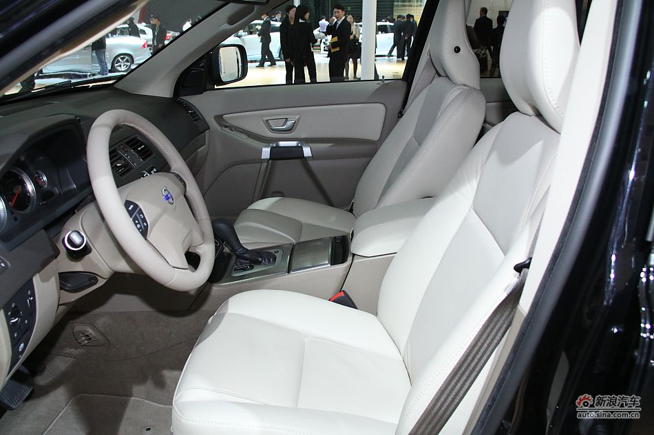 ֶXC90