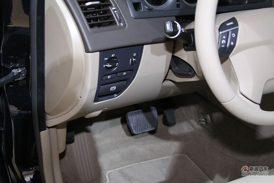 ֶXC90