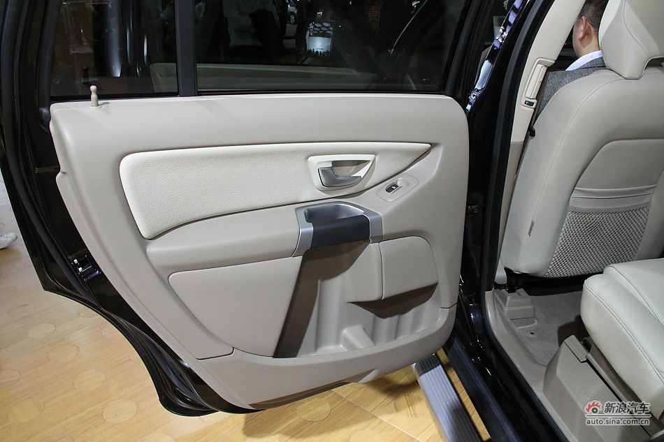ֶXC90
