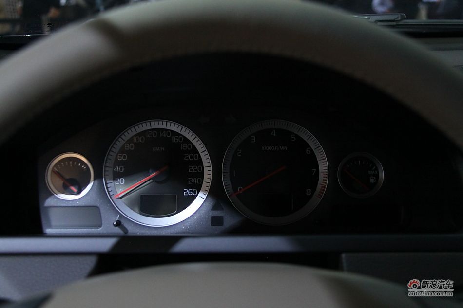 ֶXC90