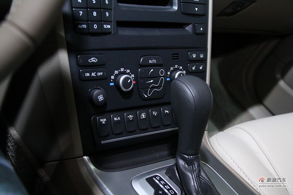 ֶXC90