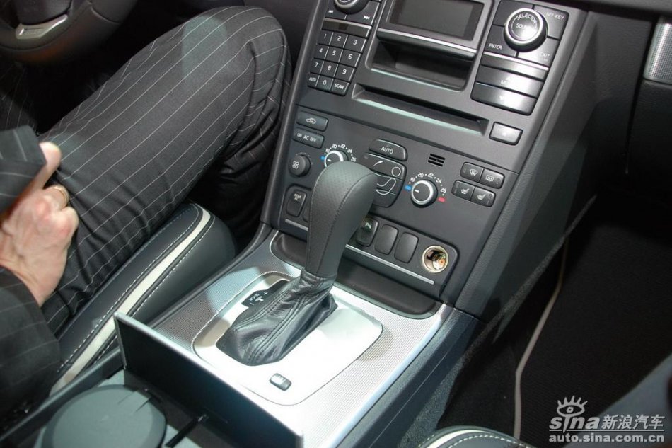 ֶXC90 R-Design