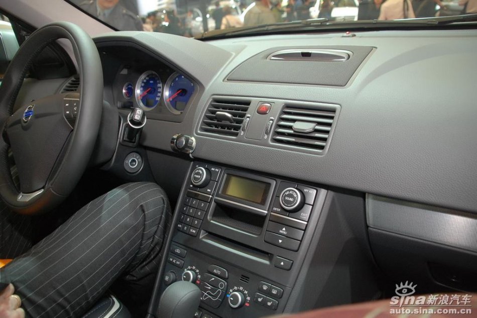 ֶXC90 R-Design