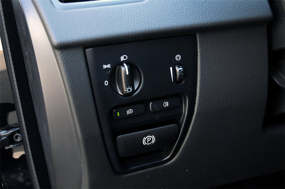 ֶXC90 2013 2.5T AT 