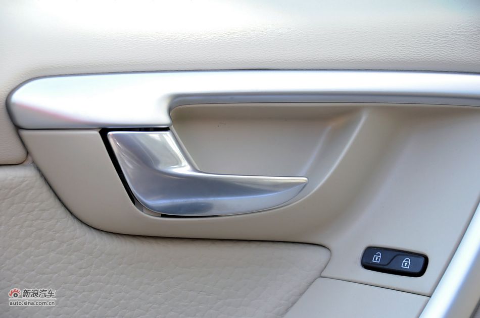 2012ֶXC60ʵ
