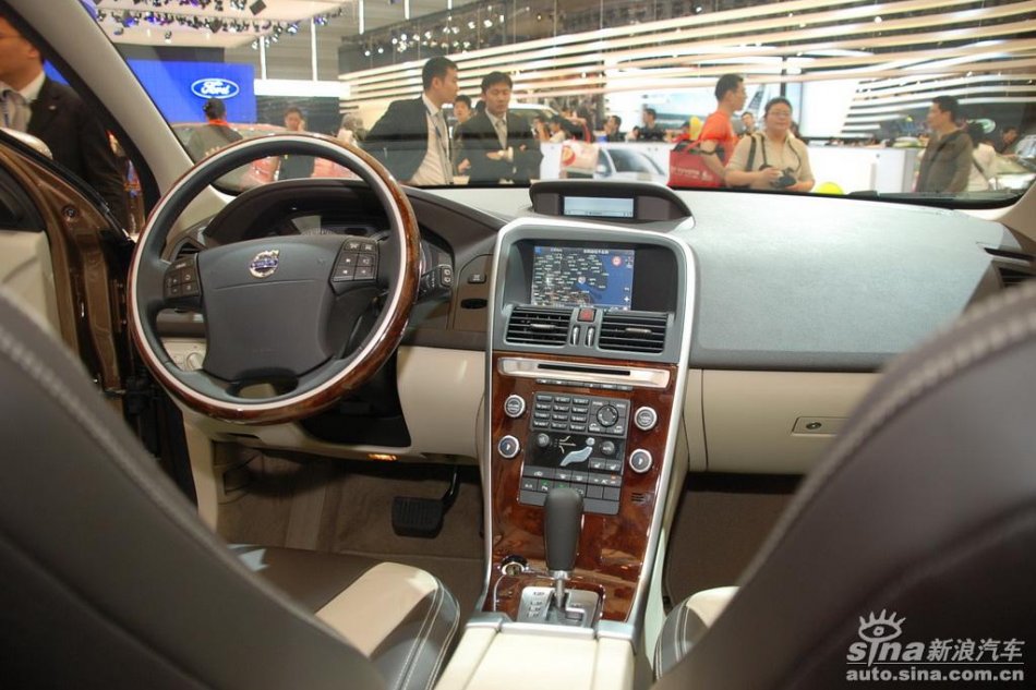 ֶXC60