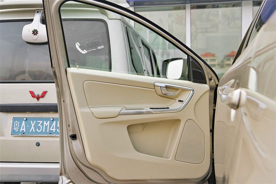 ֶXC60 2014 T5 ݰ ռ