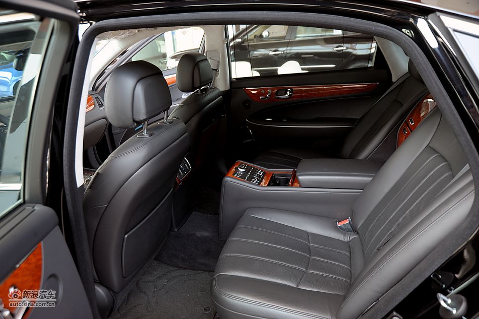 ſ3.8L