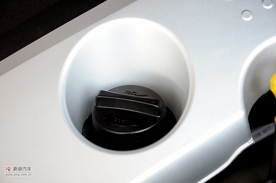 ſ3.8L