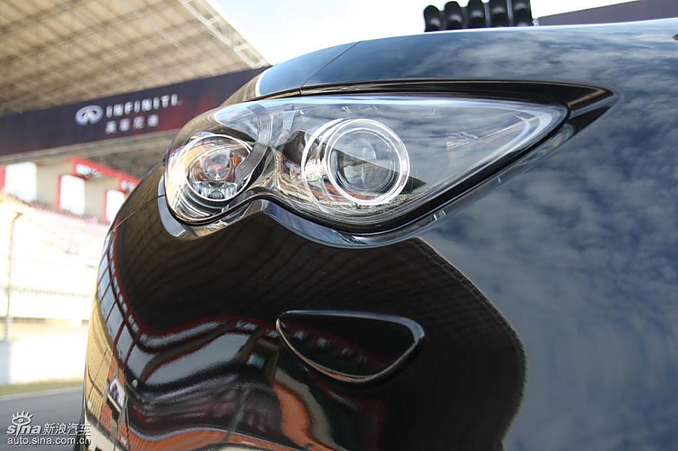 INFINITIӢFX50ʵͼ