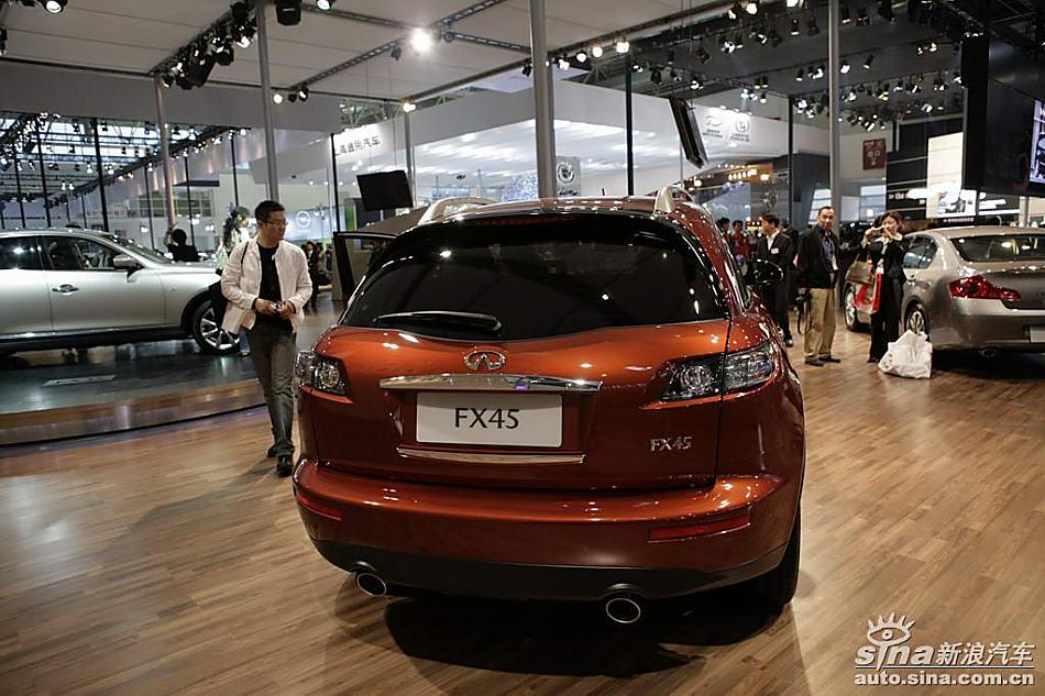 INFINITI FX