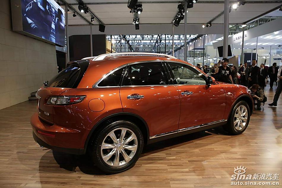 INFINITI FX