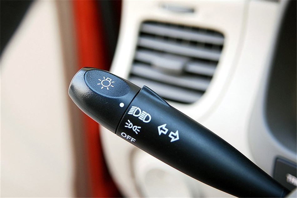 RIOŷ 07 1.6L MT GLS 