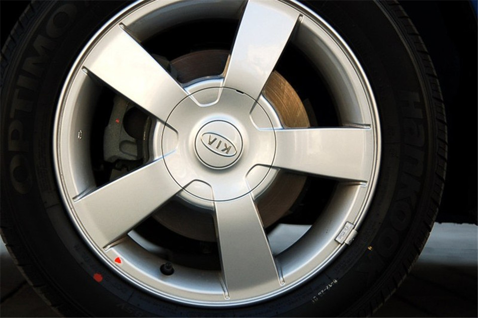RIOŷ 07 1.6L MT GLS ϸ