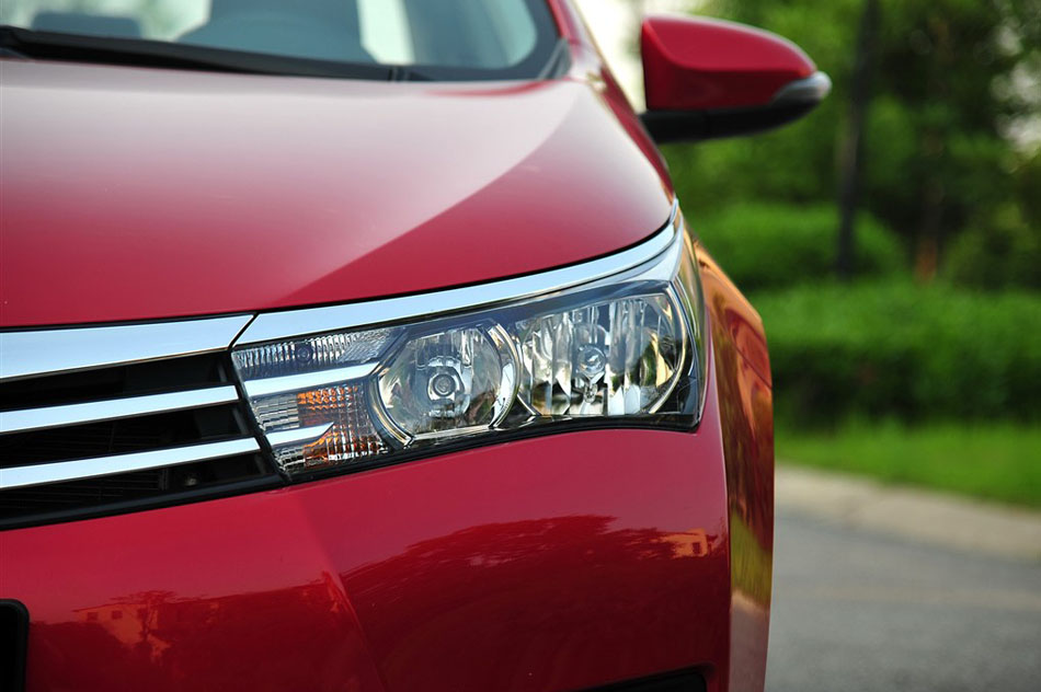 2014 1.6L ֶGLX-i  