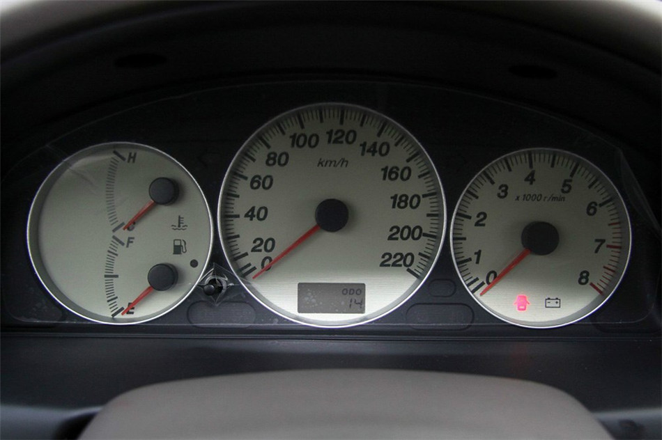  2012 1.5L MT Ӣ  
