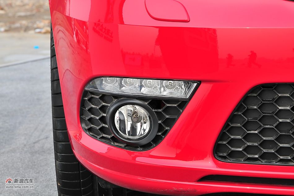 2010RS 2.0TSI+6DSG