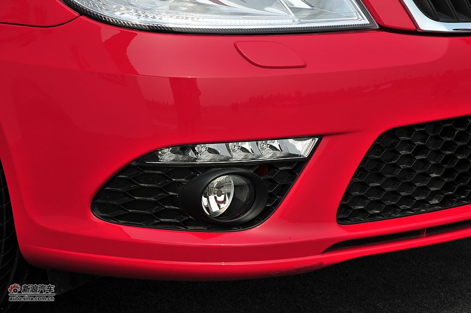 2010RS 2.0TSI+6DSG