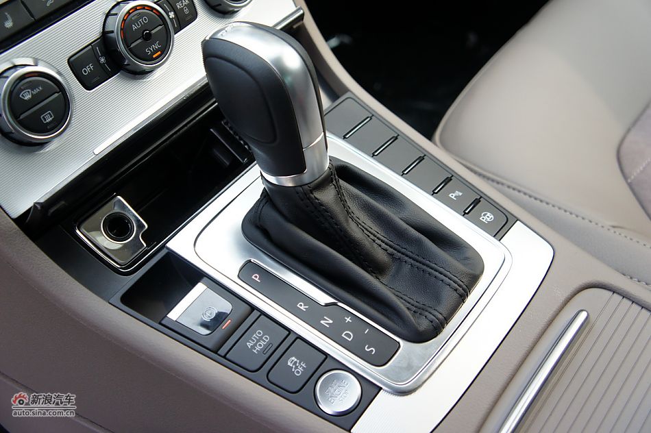 2011B7L
