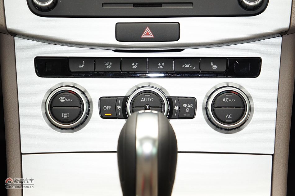 2011B7L