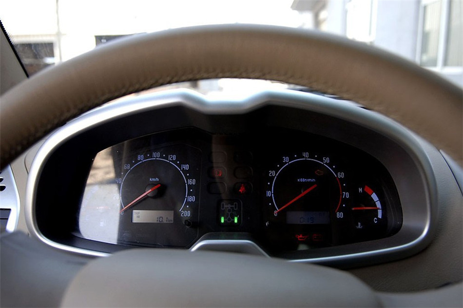2.4L  MT  