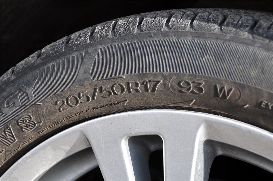 ᱦGT 1.8T Զ˶