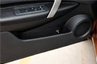 2012款 2.0L 两驱 CVT XV雷 座椅空间