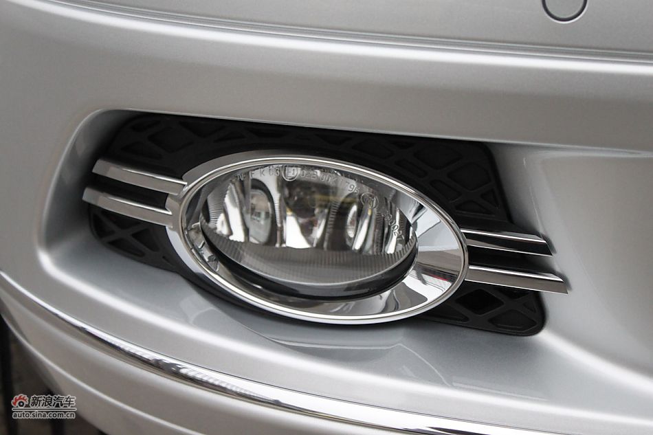 2010C260 CGI