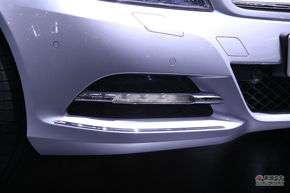 C300