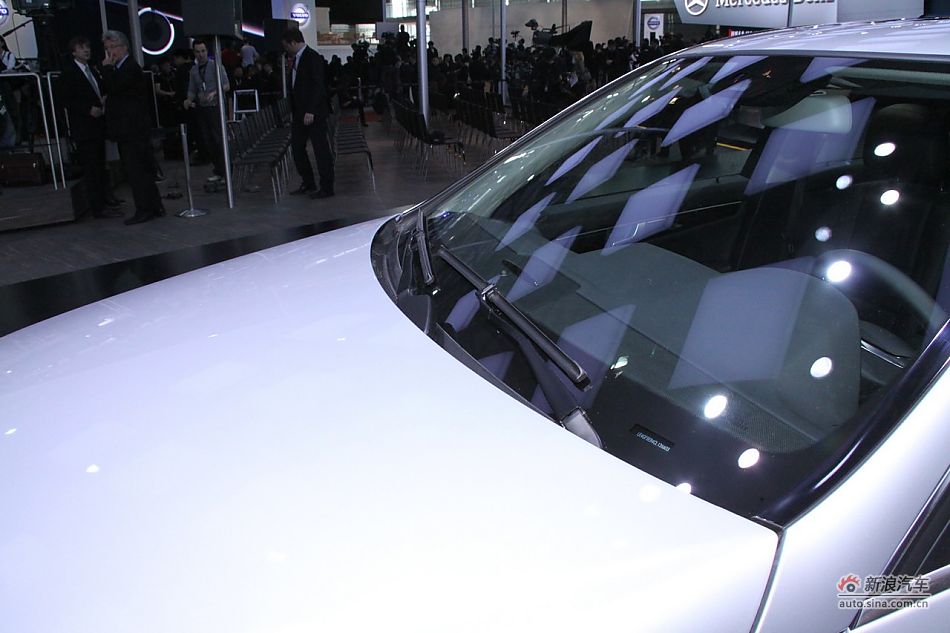 C300