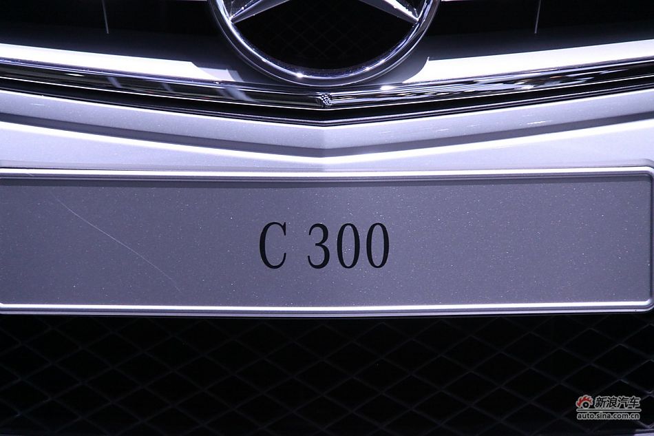 C300