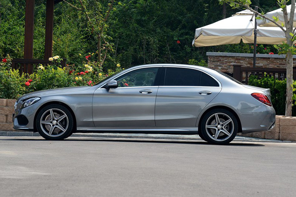 2015 C 260 L ˶ 