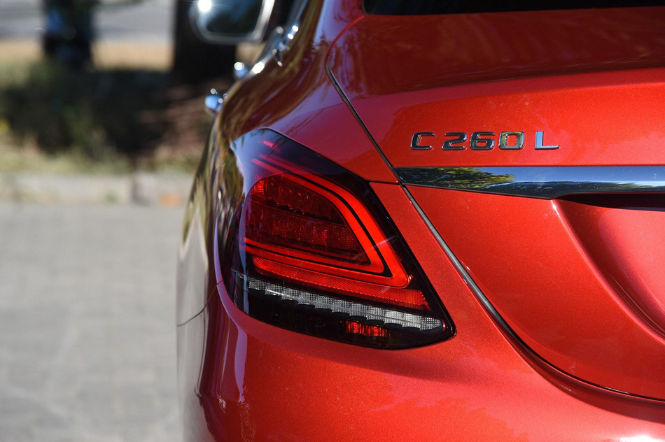 2019 C 260 L ˶ ϸ
