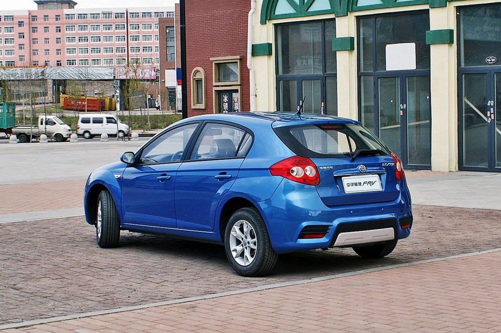FRV 2010 1.5L MT 