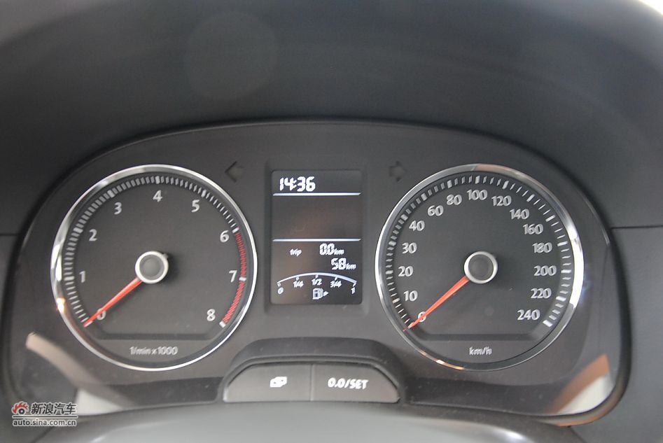 20111.4TSI˶