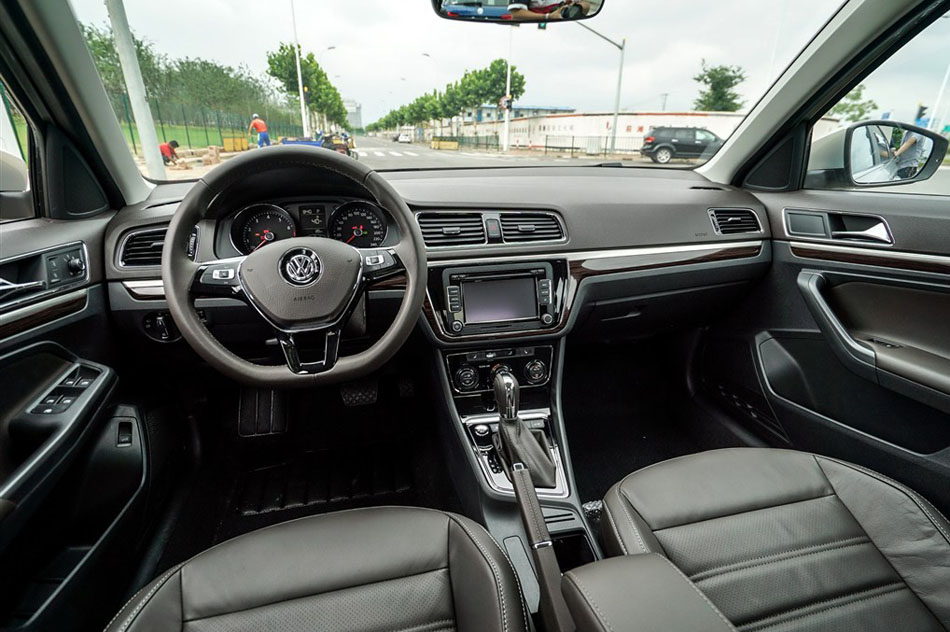 2015 230TSI DSG  