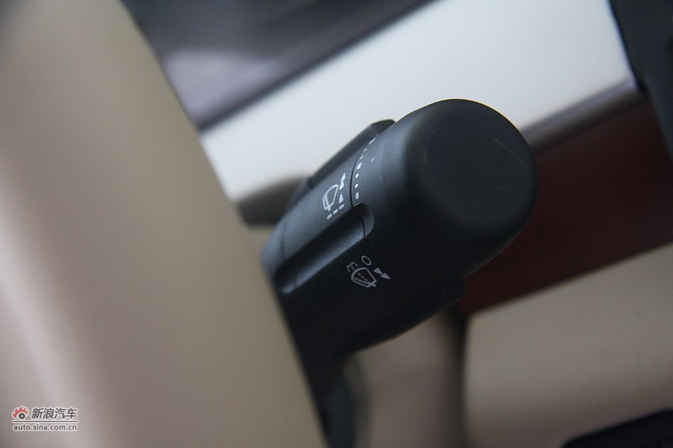 550s 1.8Lֶ